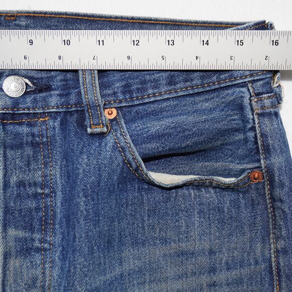 Levi’s Distressed 501 Button Fly Blue Jeans 30x32 100% Cotton - Picture 6 of 16